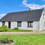 Maison familiale à vendre avec garage, cave et jardin à Les Villages Vovéens