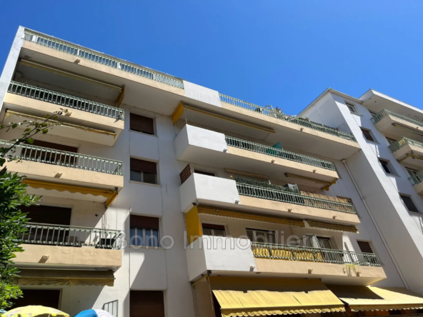 Achat appartement 2 pièces à Cagnes-sur-Mer avec terrasse et parking