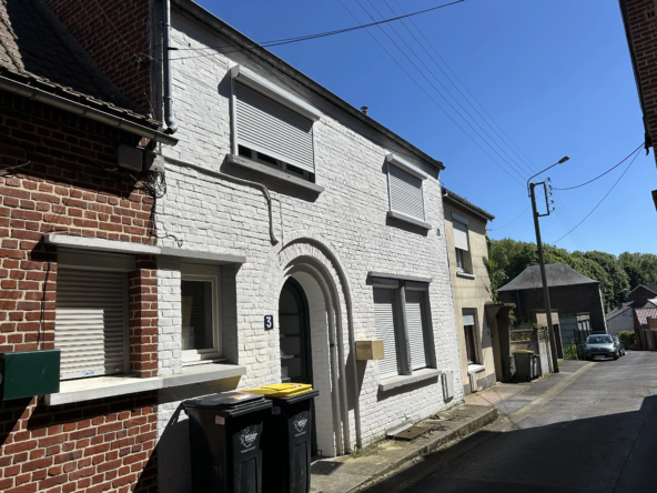 Maison de ville à Berlaimont avec terrasse et vue sur le canal — 2 chambres