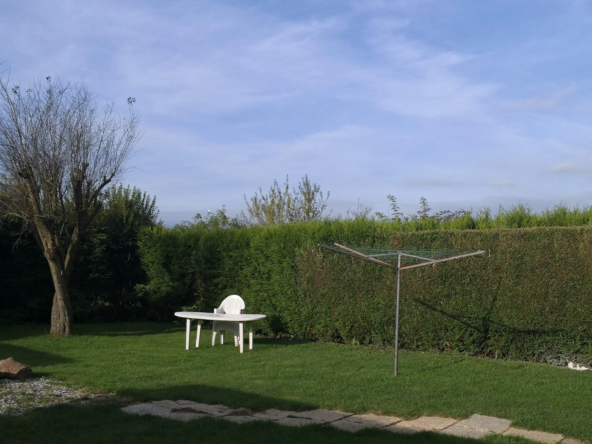 Grande maison à vendre à Albert avec 4 chambres, jardin et dépendance