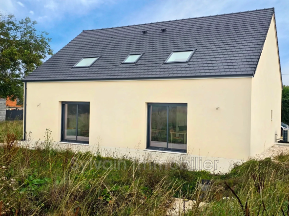 Vente Pavillon Contemporain 6 Pièces à Formerie (60220), Terrain 2700 m²