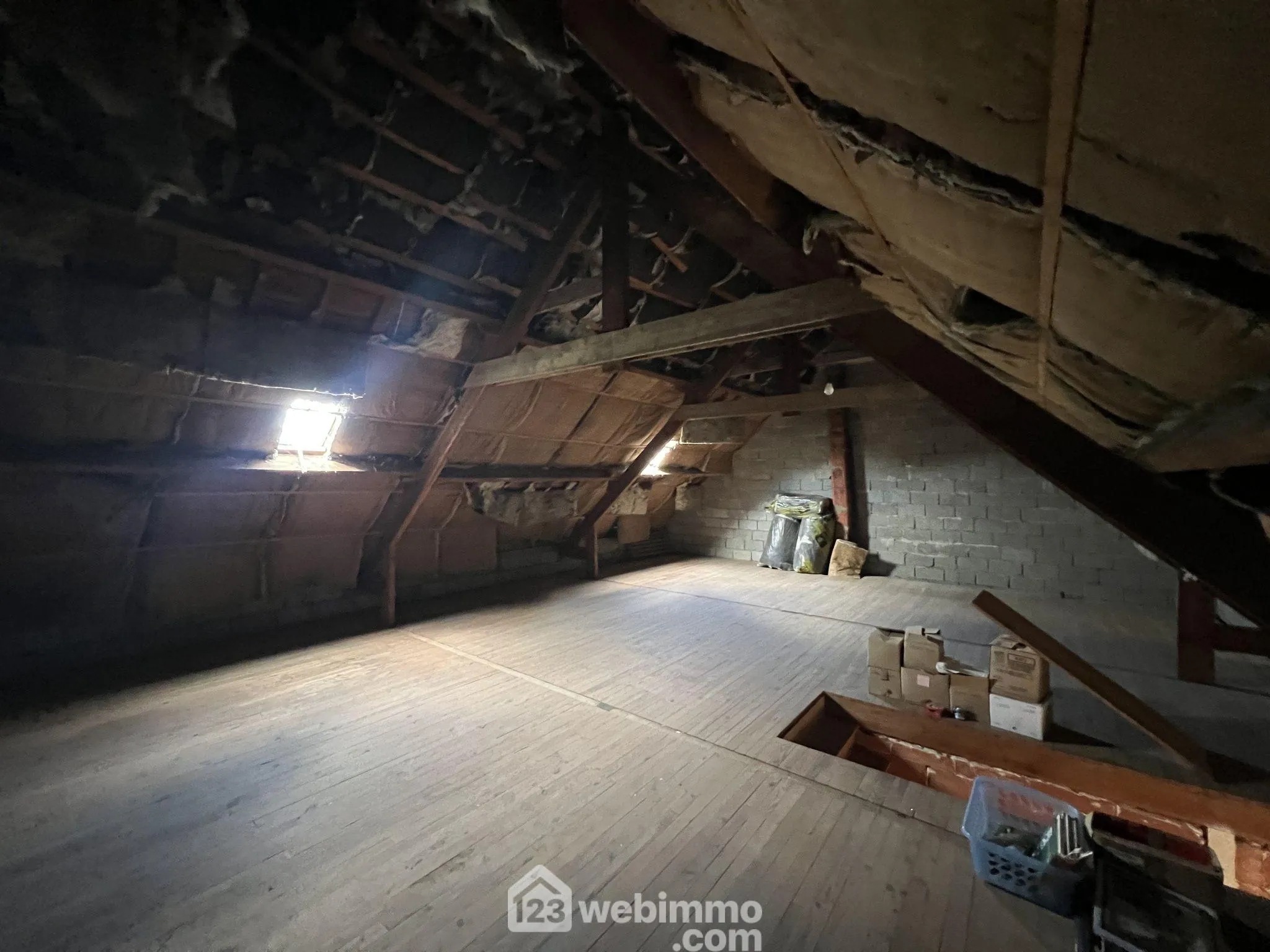 Maison à Guingamp de 71m² avec potentiel d'agrandissement 