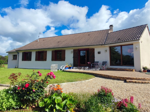 Grande maison de plain-pied à Bernay avec terrain clos et arboré
