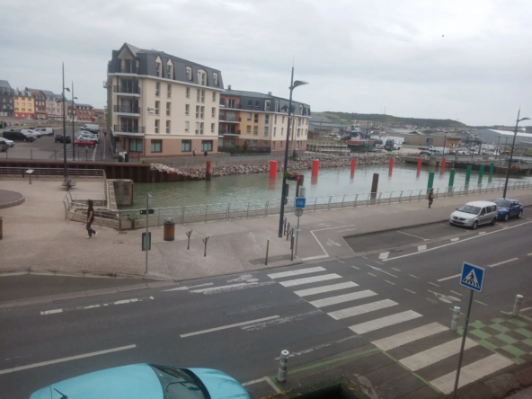 Appartement face à la mer au Tréport avec balcon et vue panoramique