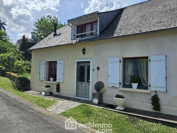 Maison de 118 m² avec espace professionnel à Arthez-d'Asson
