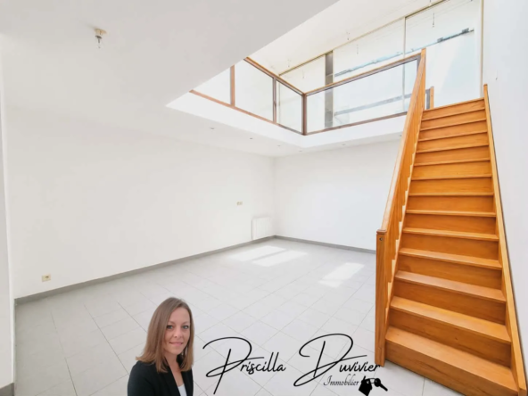 Magnifique duplex de 108 m² avec parking à Noailles, offrant luminosité et confort