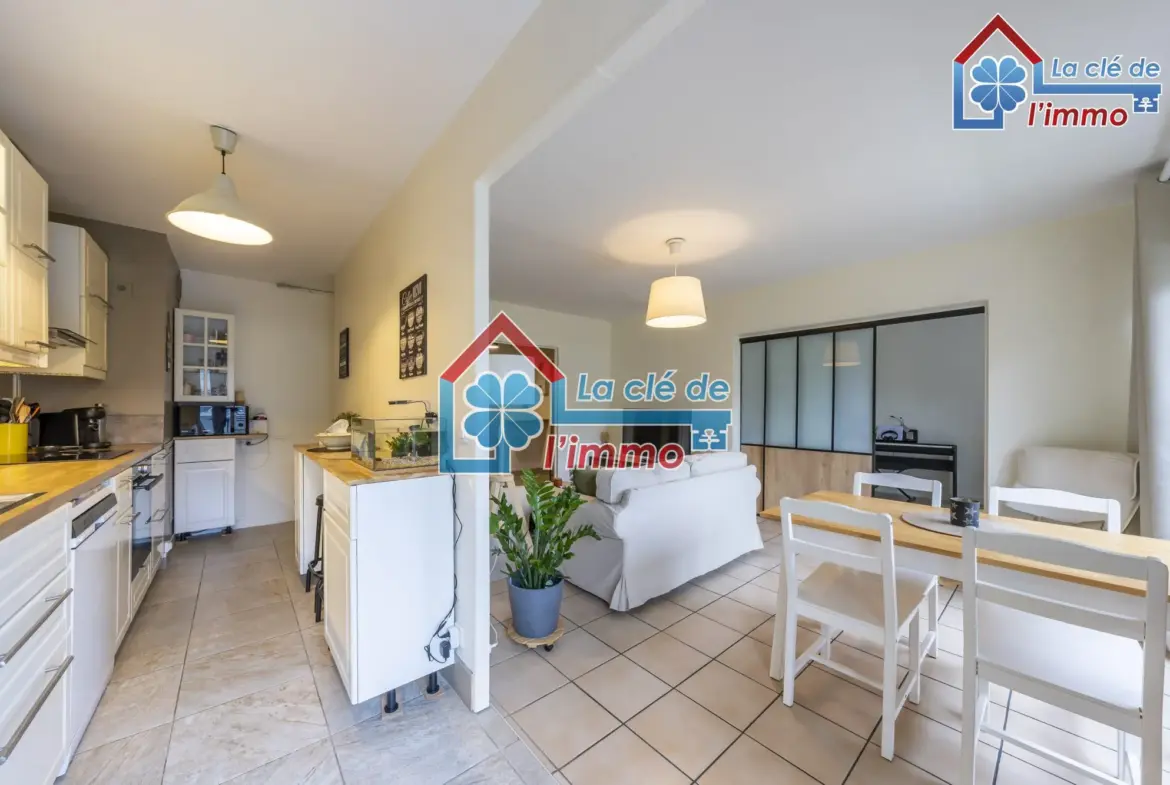Bel appartement T4 avec balcon, cave et emplacement idéal à Le Mée-sur-Seine 