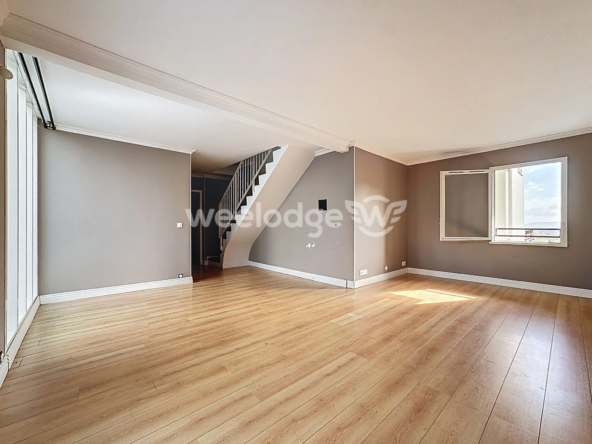À vendre duplex lumineux et spacieux à Andrésy avec terrasse et balcon