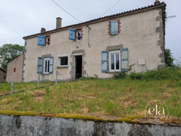Maison à rénover avec fort potentiel à Montournais en Vendée