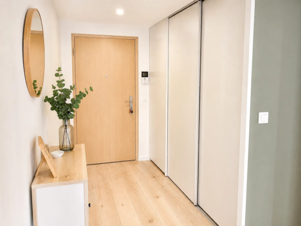 Appartement 2 pièces moderne avec balcon à Mantes-la-Ville près de la gare