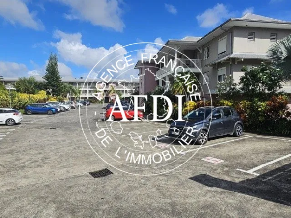 Appartement F2 avec terrasse dans résidence sécurisée à Fort-de-France