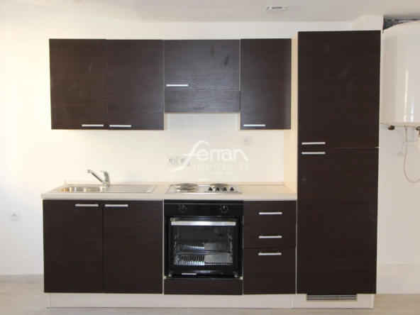 Studio à vendre de 26 m² au centre de Flayosc