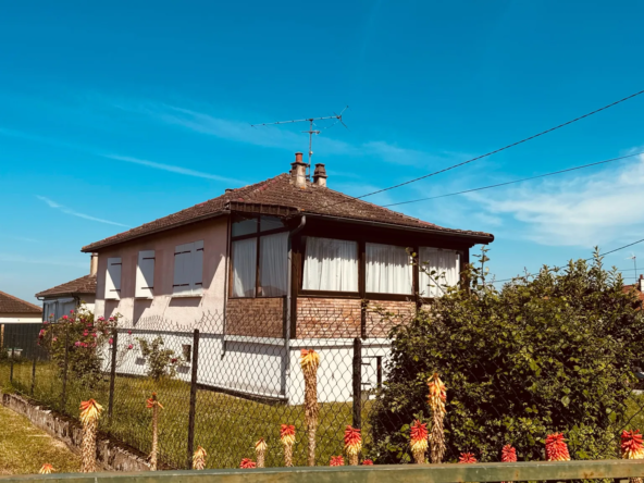 Maison indépendante avec sous-sol et jardin à Avallon - Opportunité rare