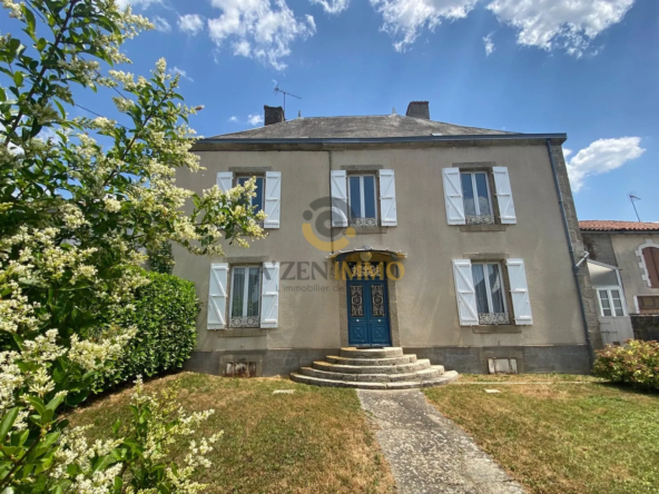 Belle maison de caractère avec jardin et 4 chambres à Secondigny