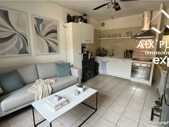 Appartement T2 à Yenne avec cave, proche commodités, faible budget