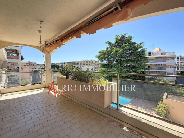 A vendre appartement 2 pièces avec terrasse à Cagnes-sur-Mer