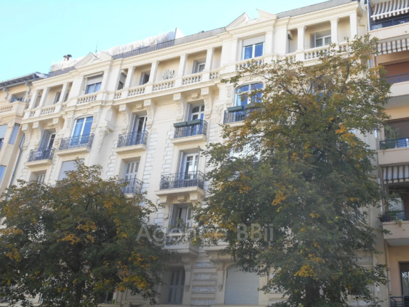 Vente appartement 3 pièces à Gambetta, Nice – 72 m² avec balcon