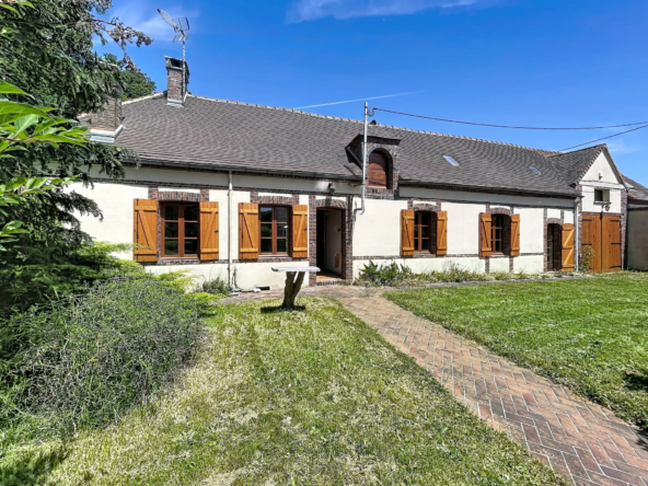Maison à rénover de 155 m² au Mesnil-Thomas avec terrain de 1319 m²