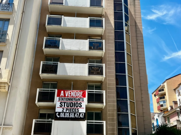 Studio de 22 m² avec terrasse à Nice - Opportunité d'investissement