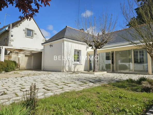 Maison plain-pied rénovée à Montlouis-sur-Loire avec jardin et terrasse