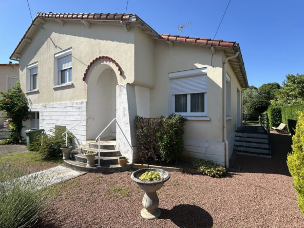Maison à vendre à Niort Saint Florent - 3 chambres, terrain de 720 m²