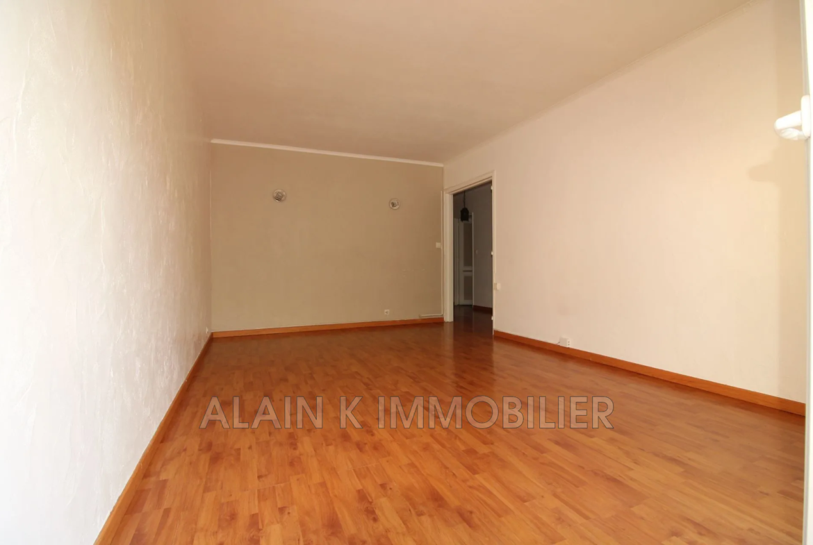Vente d'un appartement 3 pièces à Vélizy-Villacoublay près de la forêt 