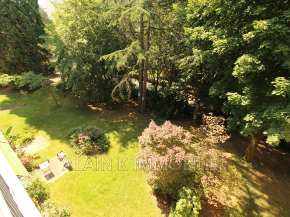 Vente d'un appartement 3 pièces à Vélizy-Villacoublay près de la forêt