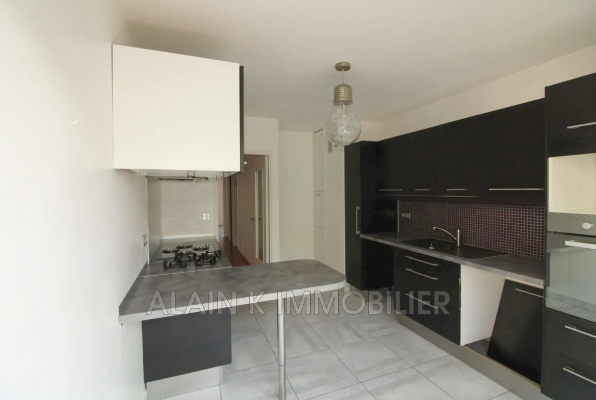 Vente d'un appartement 3 pièces à Vélizy-Villacoublay près de la forêt 