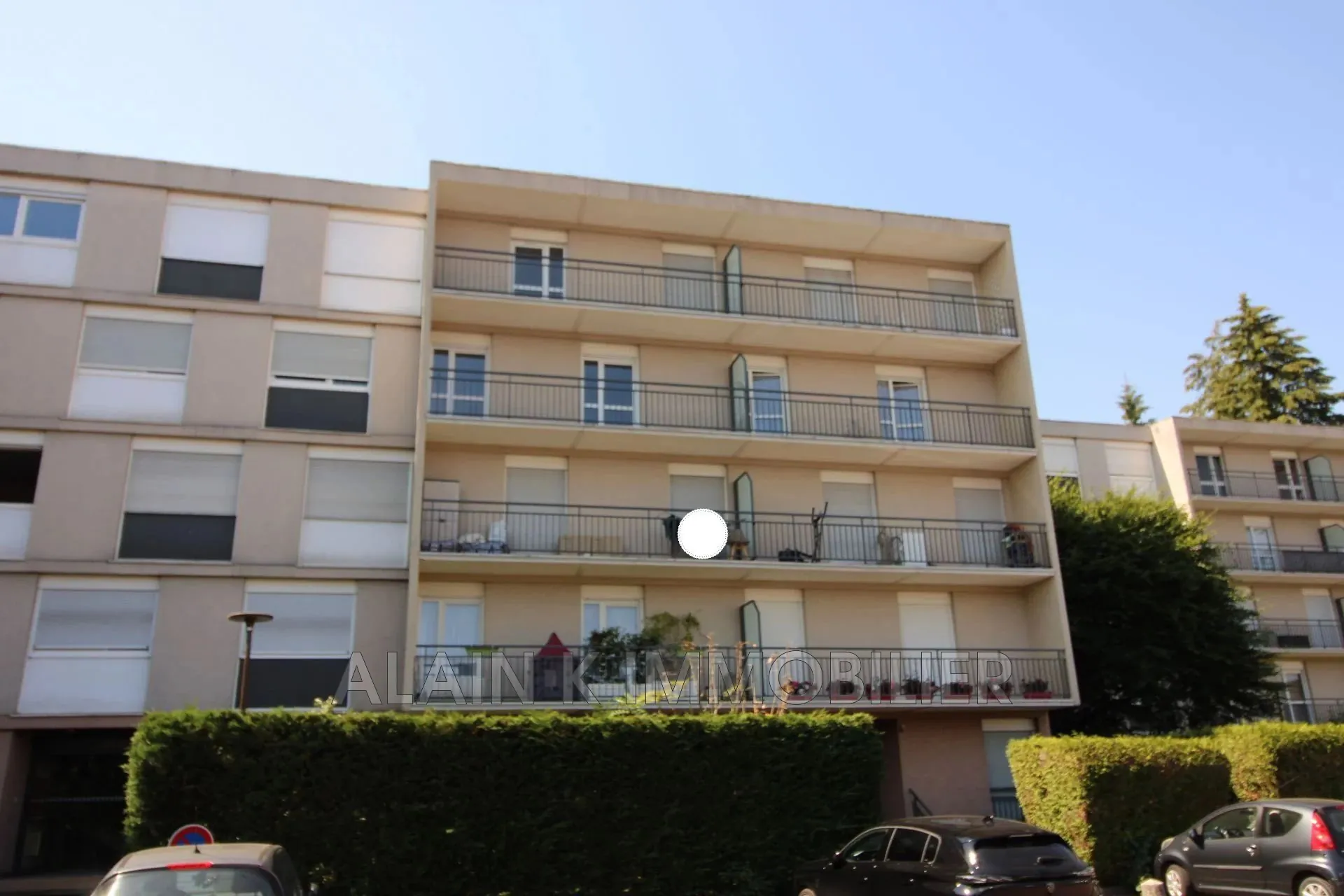 Vente d'un appartement 3 pièces à Vélizy-Villacoublay près de la forêt 
