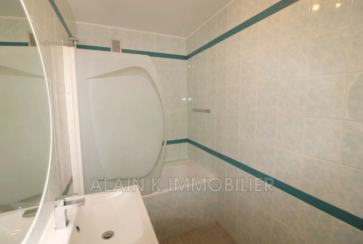 Vente d'un appartement 3 pièces à Vélizy-Villacoublay près de la forêt 