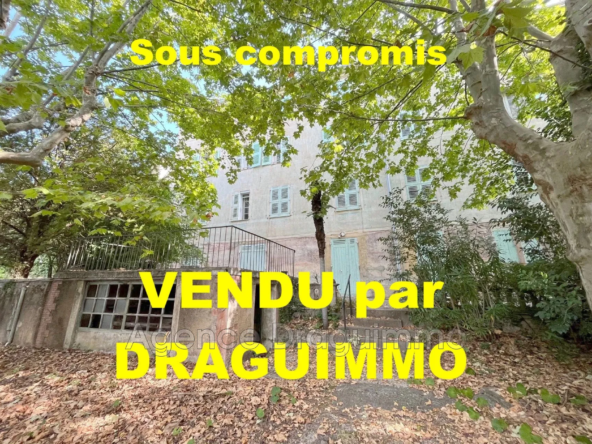 Appartement duplex à Draguignan avec jardin privatif et garage - 145 m²