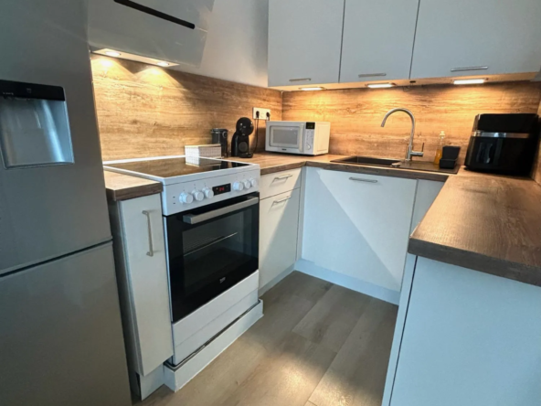 Très bel appartement T2 avec terrasse, piscine et stationnement à Frontignan