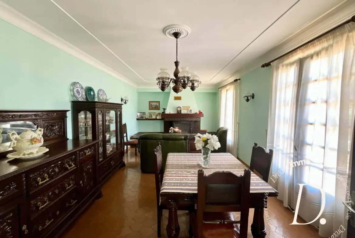 Maison de plain-pied à rénover avec grand terrain à Lannemezan 