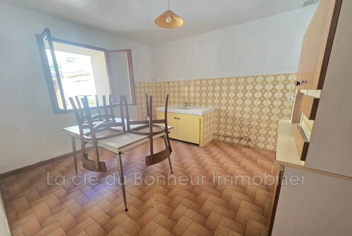 Maison de village à rénover d'environ 60 m² à Albiosc, proche du Verdon 