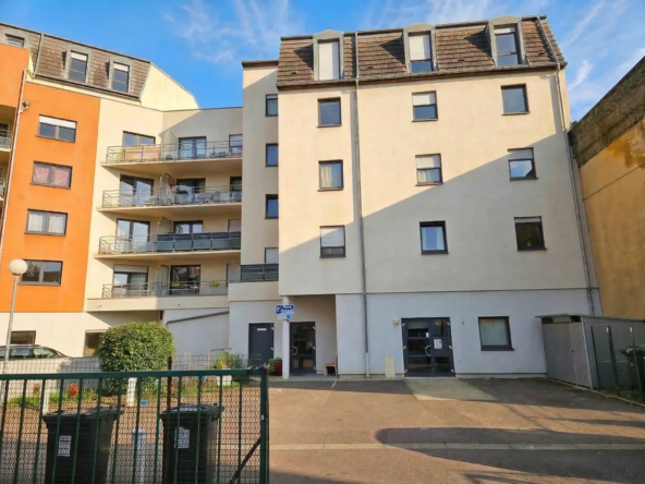 Appartement F3 lumineux avec balcon, garage et ascenseur au cœur de Forbach