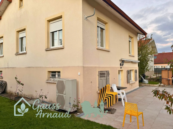 Maison individuelle familiale à Valentigney avec terrasse et cave