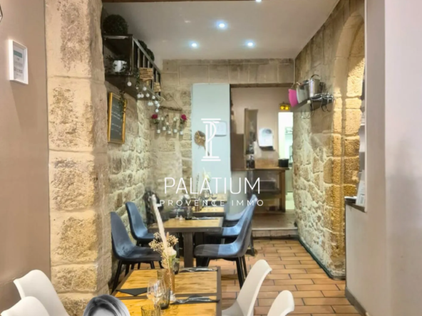 Fonds de commerce de restaurant à vendre dans le centre de Salon de Provence