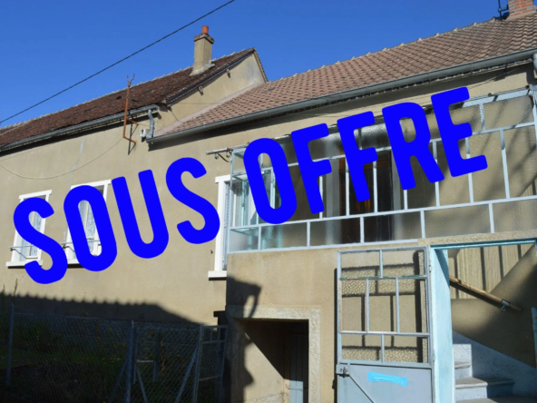 Maison ancienne à Guerchy avec potentiel de rénovation et dépendance - Opportunité exceptionnelle