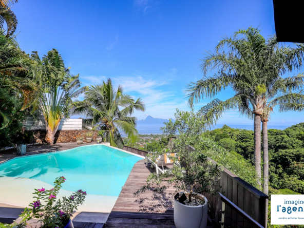 Maison d'exception avec vue panoramique sur mer et Moorea à Punavai Nui