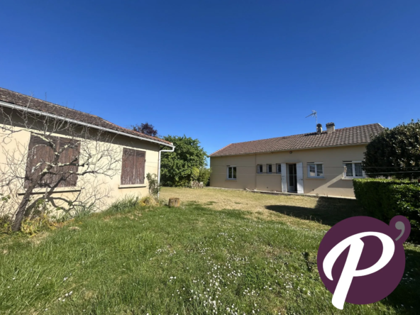 Maison de plain-pied à vendre à La Force avec dépendances et grand terrain