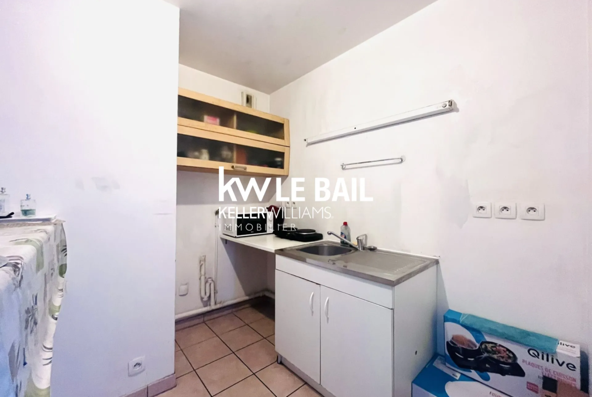 Studio à vendre à Cergy avec balcon et parking – Idéal investissement locatif 