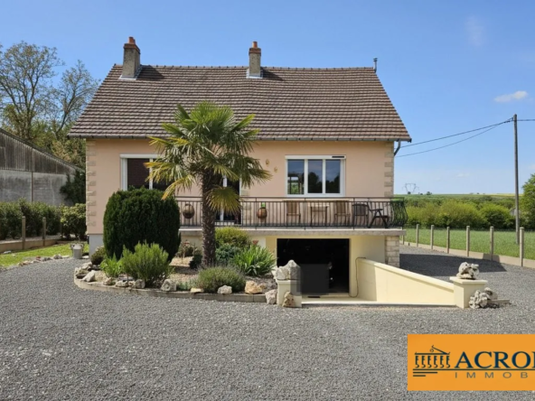 Maison individuelle rénovée à Oizon avec sous-sol et terrain clos