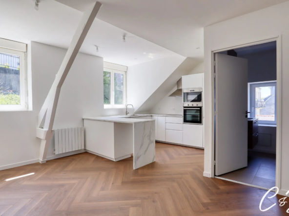 Appartement T3 rénové avec vue sur la cathédrale de Quimper