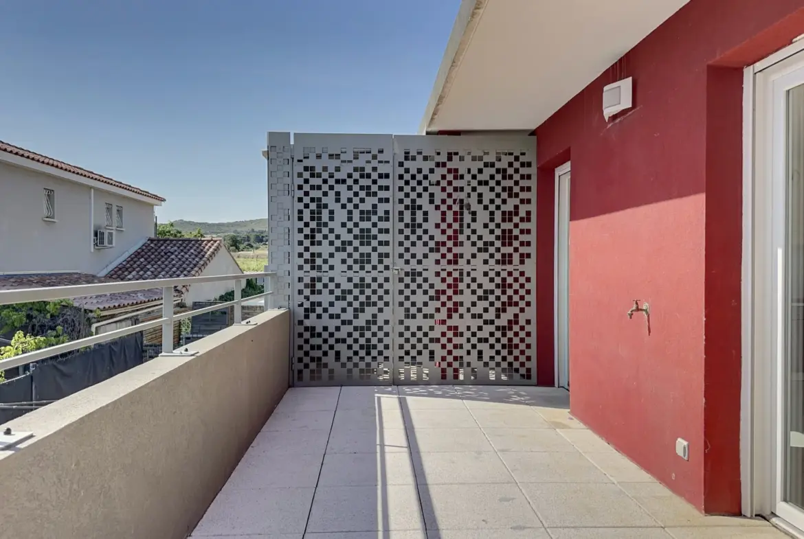 Appartement T2 avec terrasse à Frontignan, Quartier Terre Blanche 
