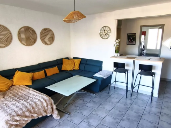 Appartement T3 à Lunel 34400 avec terrasse et cave - Près de toutes commodités