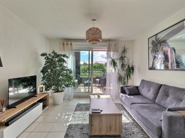 A vendre appartement 2 pièces à Nîmes dans le quartier des Costières