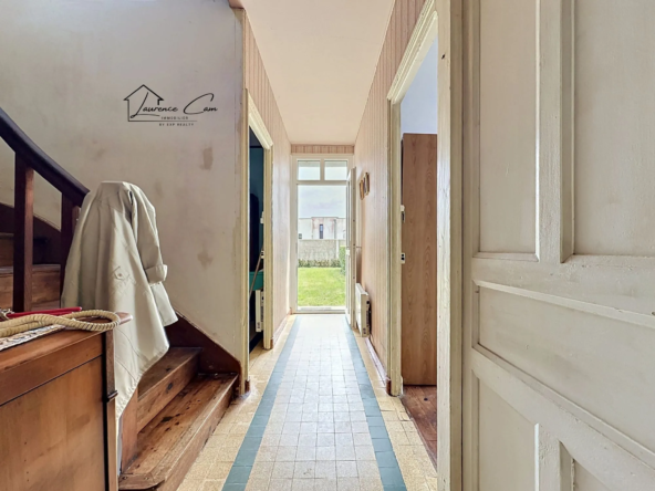 Entrée Maison à rénover à Plouguerneau, proche plages de Kervenni et Saint-Cava