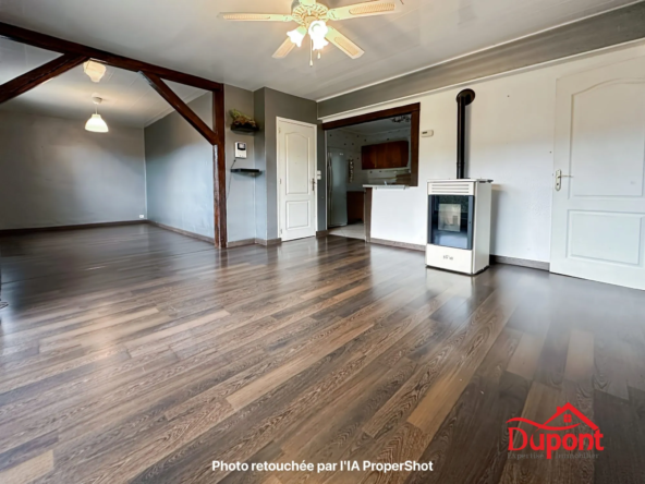 Appartement 4 chambres à Revin – Vue sur les collines, aucun travaux