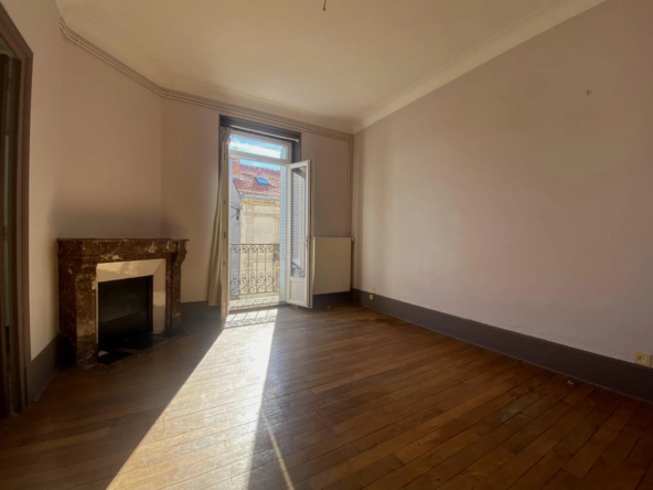 Charmant appartement T2 à Dijon avec balcon exposé sud
