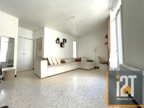 Appartement à vendre à Nîmes dans le quartier Jardins de la Fontaine
